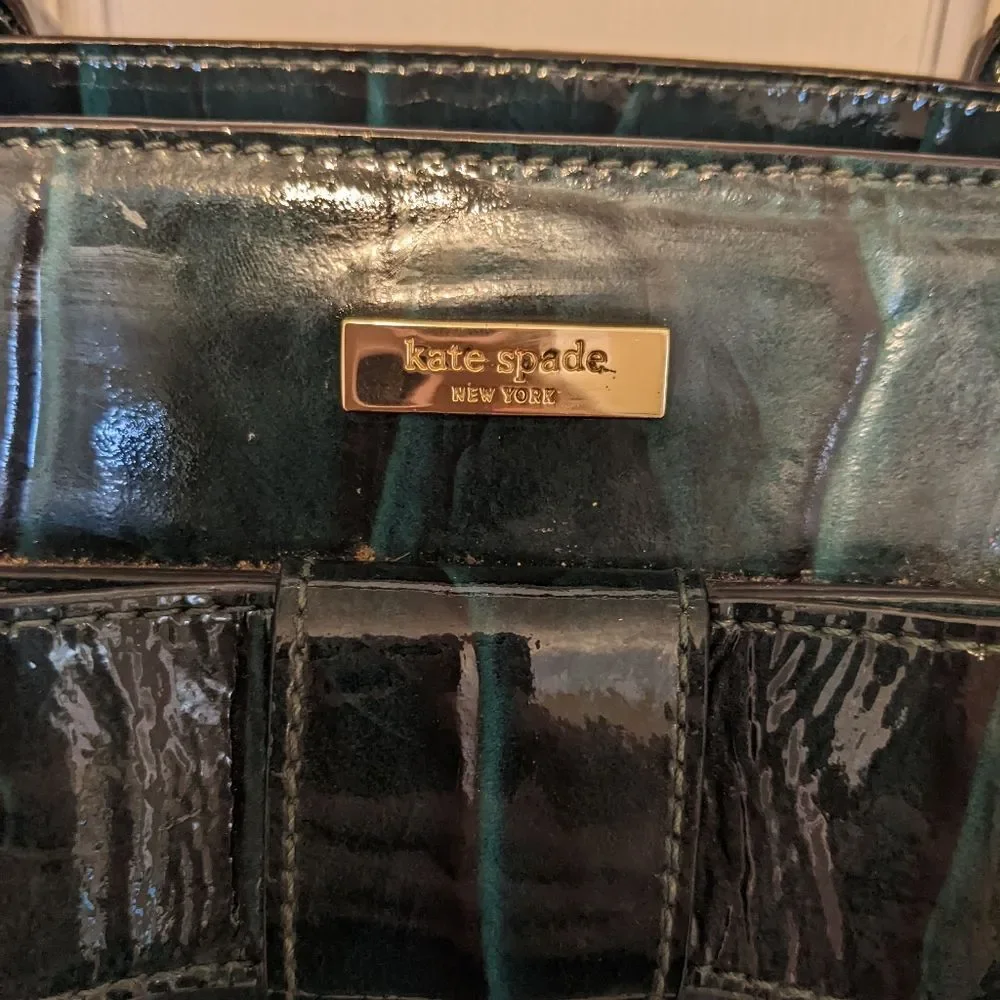 Kate Spade forest green patent leather shoulder bag purse, with bow